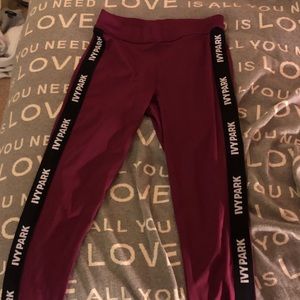 Ivy Park never worn leggings Medium